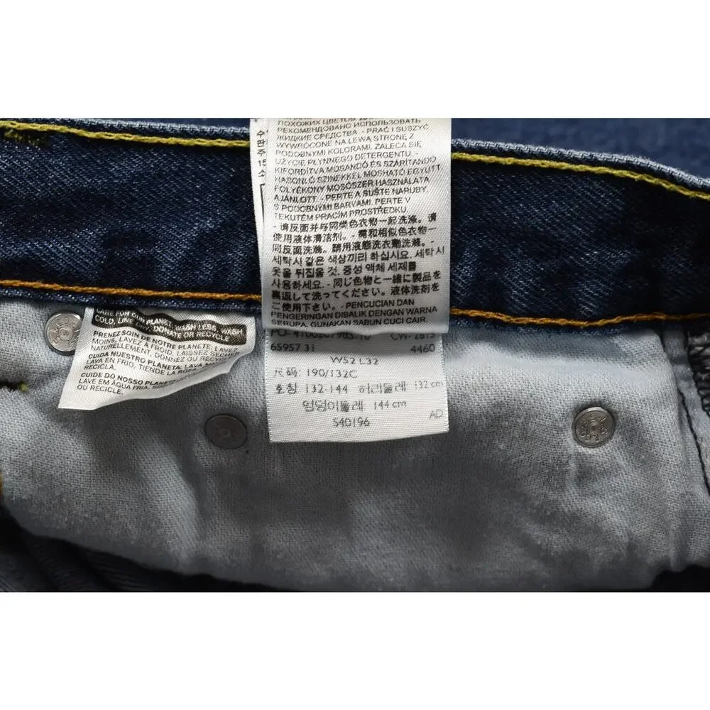 Levi's 550 Relaxed Fit Men's Blue Jeans Size W52 L32 Medium Wash Denim